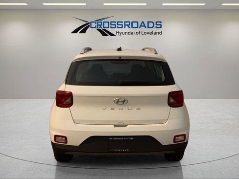 New 2025 Hyundai Venue SEL image 4