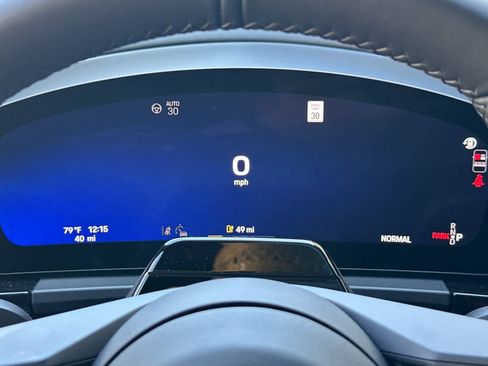 New 2026 Porsche Macan Electric RWD image 30