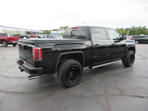 Used 2018 GMC Sierra 1500 Denali w/ Denali Ultimate Package AWD/4WD image 4