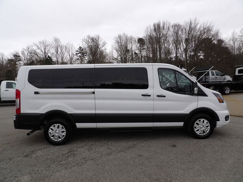 Used 2023 Ford Transit 350 XLT RWD image 9