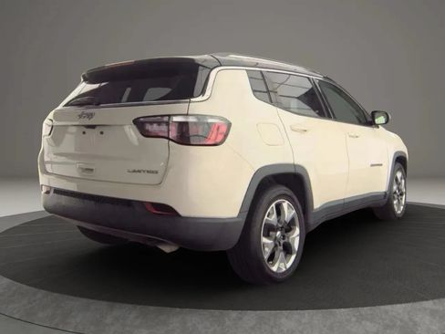 Used 2019 Jeep Compass Limited FWD image 2