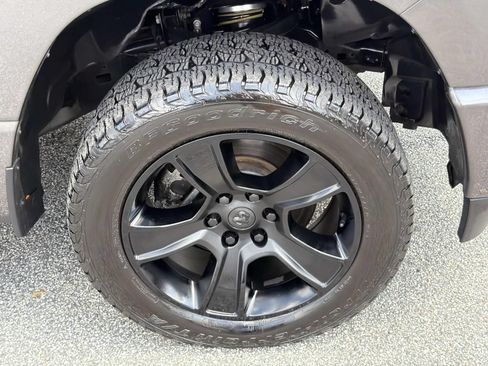 Used 2021 RAM 1500 Big Horn AWD/4WD image 13