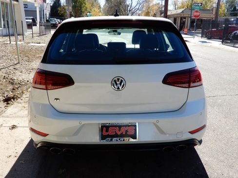 Used 2019 Volkswagen Golf R 4-Door image 6