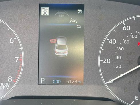 Used 2024 Toyota Corolla LE FWD image 13