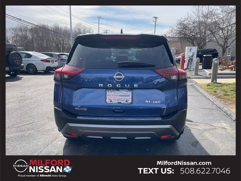 Certified 2023 Nissan Rogue SL image 4