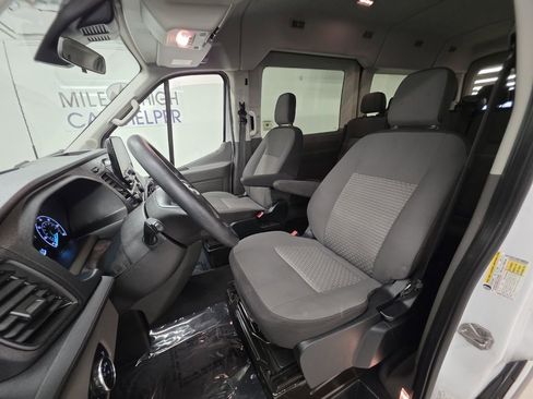 Used 2020 Ford Transit 350 XLT image 8