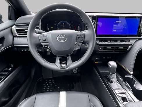 Certified 2025 Toyota Camry SE w/ Multimedia Upgrade Package FWD image 5