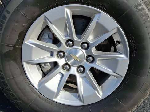 Used 2023 Chevrolet Silverado 1500 W/T w/ WT Value Package image 8