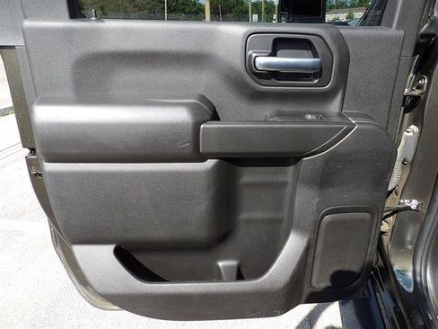 Certified 2022 Chevrolet Silverado 2500 Custom w/ Custom Value Package AWD/4WD image 28