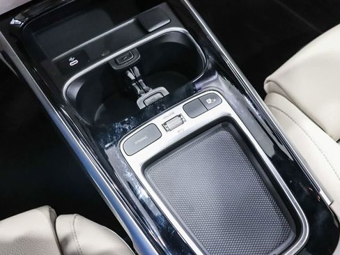 Certified 2026 Mercedes-Benz GLB 250 image 23