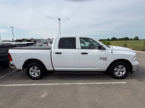 Used 2022 RAM 1500 Classic SLT RWD image 16