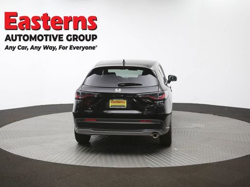 Used 2025 Honda HR-V Sport image 39