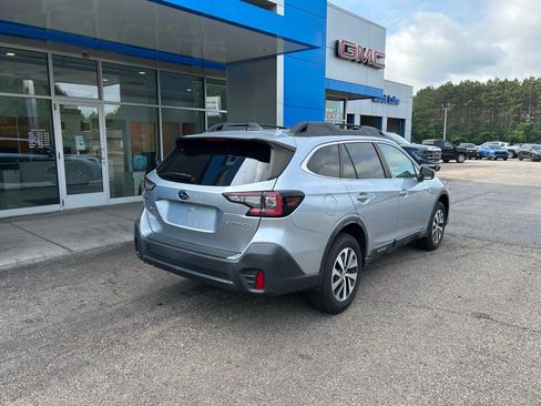 Used 2020 Subaru Outback Premium AWD/4WD image 4
