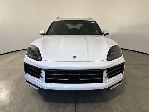 New 2026 Porsche Cayenne image 10