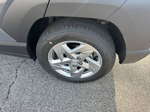 New 2026 Hyundai Kona SE image 19