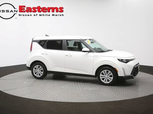 Used 2023 Kia Soul LX FWD image 45
