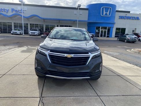 Used 2023 Chevrolet Equinox LT FWD image 3