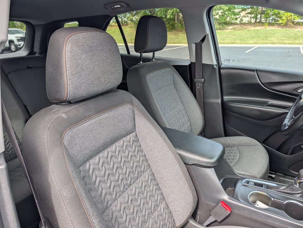 Used 2024 Chevrolet Equinox LT FWD image 15