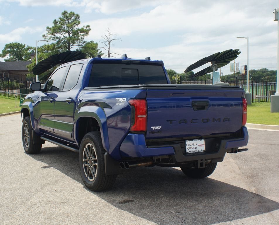 Used 2025 Toyota Tacoma TRD Sport w/ TRD Sport Premium Package AWD/4WD image 17