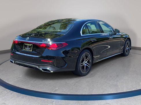 New 2026 Mercedes-Benz E 350 4MATIC Sedan image 5
