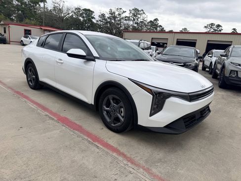 Used 2025 Kia K4 FWD image 5
