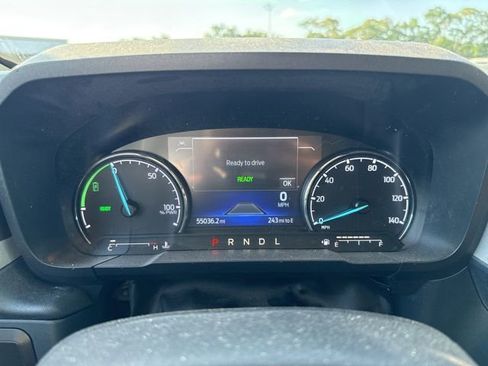 Used 2022 Ford Maverick Lariat w/ Lariat Luxury Package FWD image 8