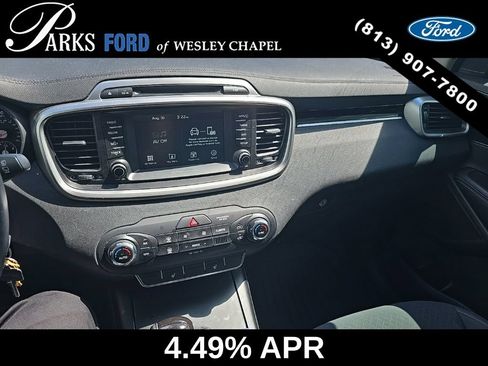 Used 2017 Kia Sorento FWD w/ LX Convenience Package image 5