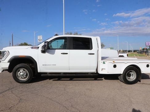 Used 2020 GMC Sierra 3500 4x4 Crew Cab w/ Gooseneck/5TH Wheel Package image 4