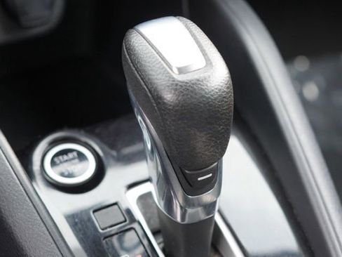 Used 2020 Nissan Versa SV image 26