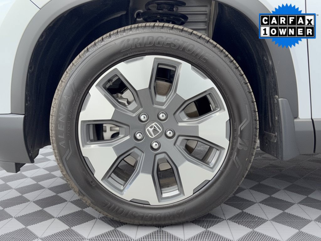 Used 2026 Honda Pilot Touring image 13