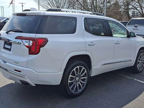 Certified 2022 GMC Acadia Denali w/ Denali Ultimate Package AWD/4WD image 8