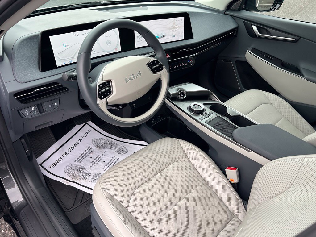 Certified 2024 Kia EV6 Wind w/ Wind Technology Package RWD image 17