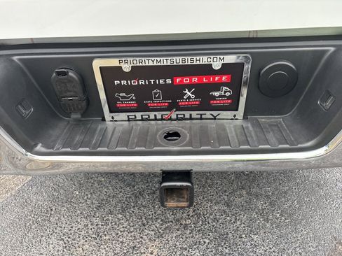 Used 2019 Chevrolet Colorado W/T w/ WT Convenience Package RWD image 28
