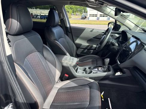 Used 2024 Subaru Crosstrek 2.5i Limited w/ Crosstrek Mirror Package AWD/4WD image 14