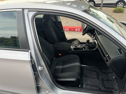 Used 2023 Honda Civic LX image 25