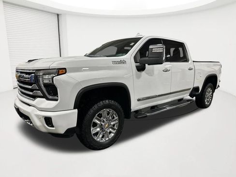 Used 2024 Chevrolet Silverado 3500 High Country w/ Technology Package AWD/4WD image 1