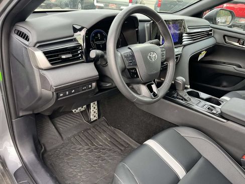 New 2025 Toyota Camry SE FWD image 11