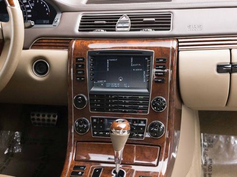 Used 2012 Maybach 62 RWD image 24