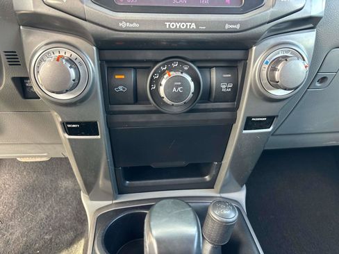 Used 2013 Toyota 4Runner Trail image 20