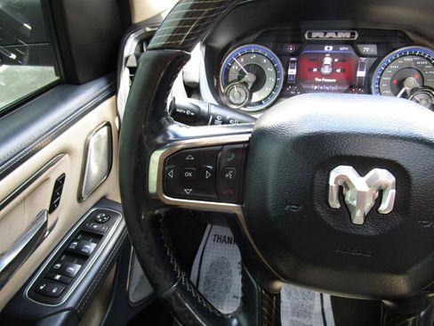 Used 2019 RAM 1500 Limited AWD/4WD image 14