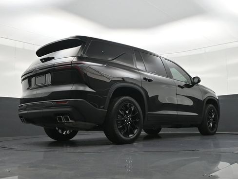Used 2024 Chevrolet Traverse LS w/ Midnight/Sport Edition FWD image 28
