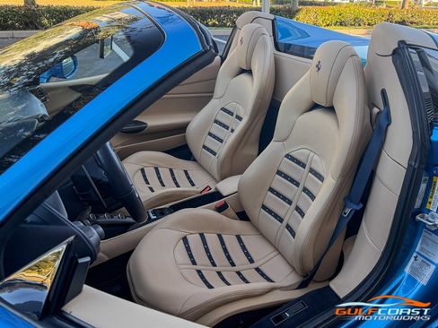 Used 2017 Ferrari 488 Spider image 22
