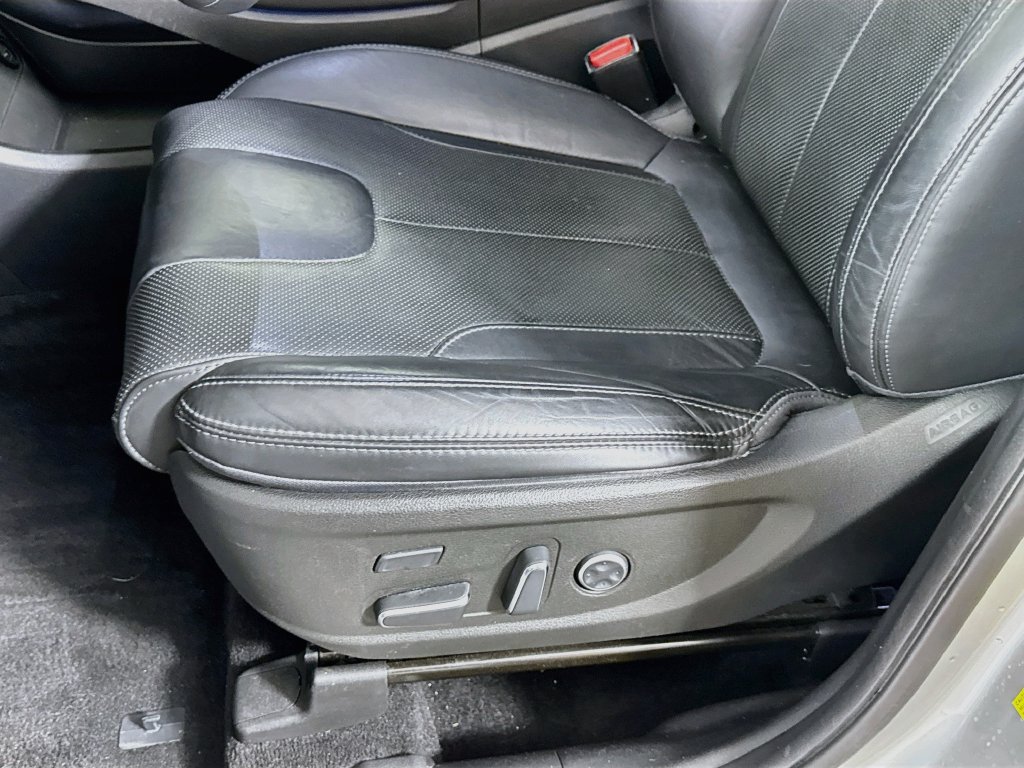 Used 2023 Hyundai Santa Fe Calligraphy w/ Cargo Package AWD/4WD image 23