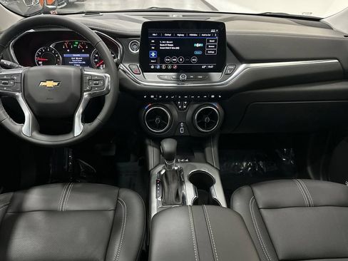 Used 2025 Chevrolet Blazer LT w/ Sound & Technology Package AWD/4WD image 15