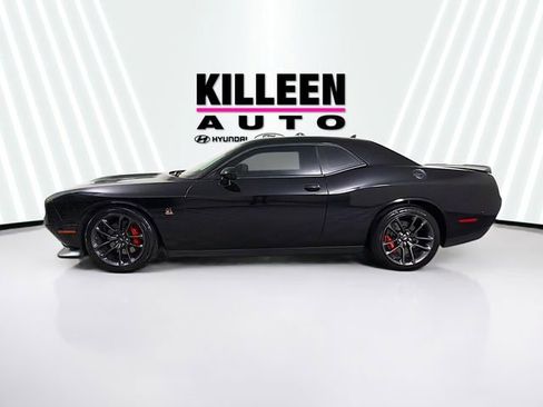 Used 2022 Dodge Challenger R/T Scat Pack w/ Plus Package RWD image 4
