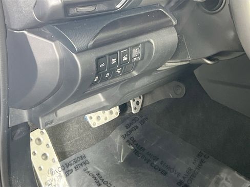 Used 2022 Subaru Forester Wilderness image 10