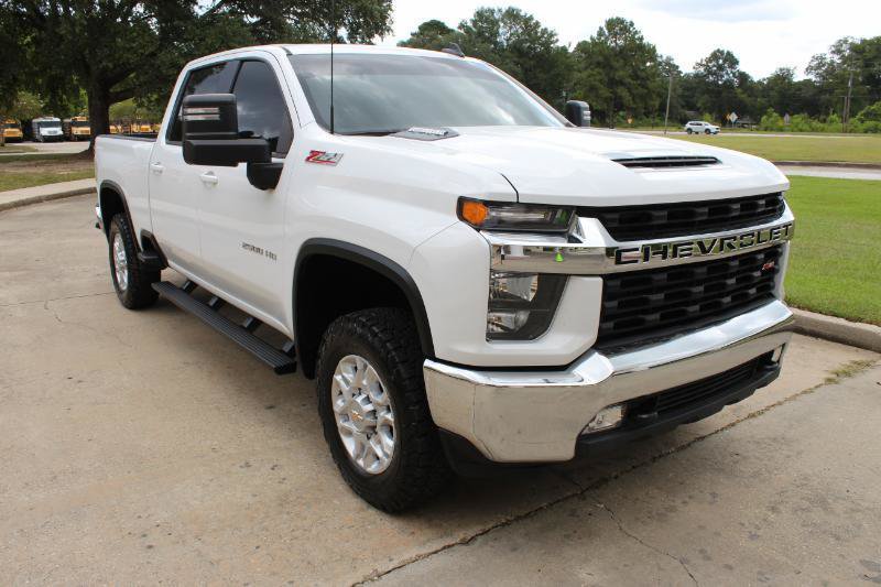 Used 2022 Chevrolet Silverado 2500 LT w/ Convenience Package AWD/4WD image 4