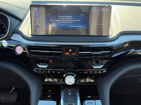 Certified 2026 Acura MDX w/ Technology Package image 10