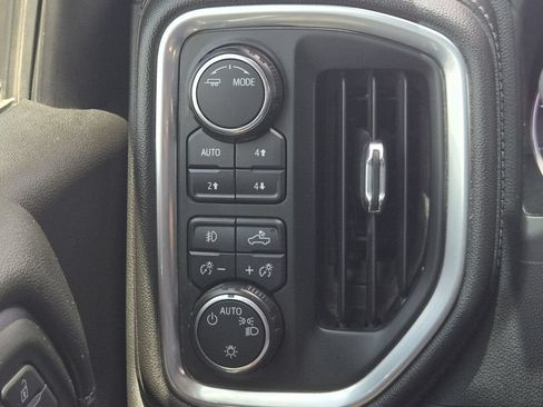 Used 2020 Chevrolet Silverado 1500 LT Trail Boss AWD/4WD image 30