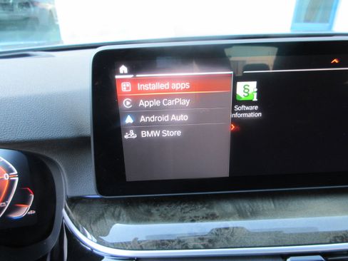 Used 2023 BMW 540i w/ M Sport Package image 61